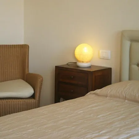 Piazza Umberto I Apartman *